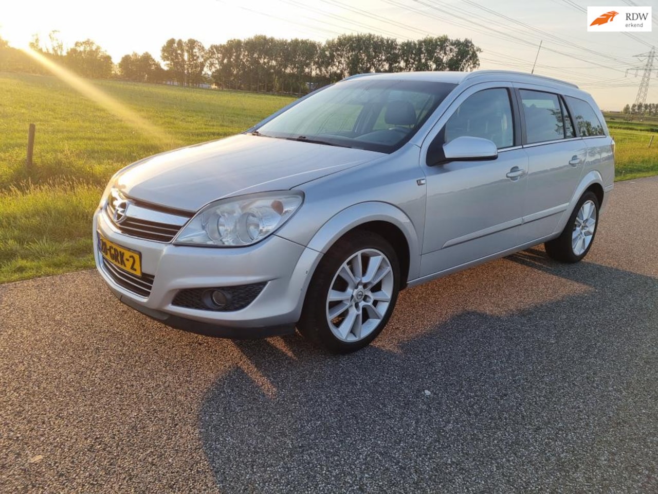 Opel Astra Wagon - 1.6 Temptation Airco lederen bekleding - AutoWereld.nl