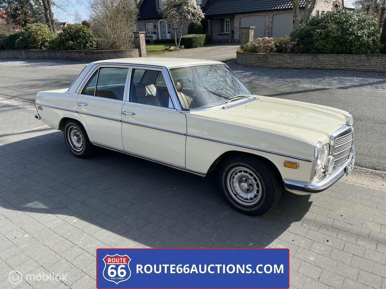 Mercedes-Benz 280 - (W114) 1975 | Route 66 auctions - AutoWereld.nl