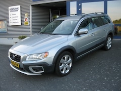 Volvo XC70 - 2.4D D5 136KW AWD AUT Summum