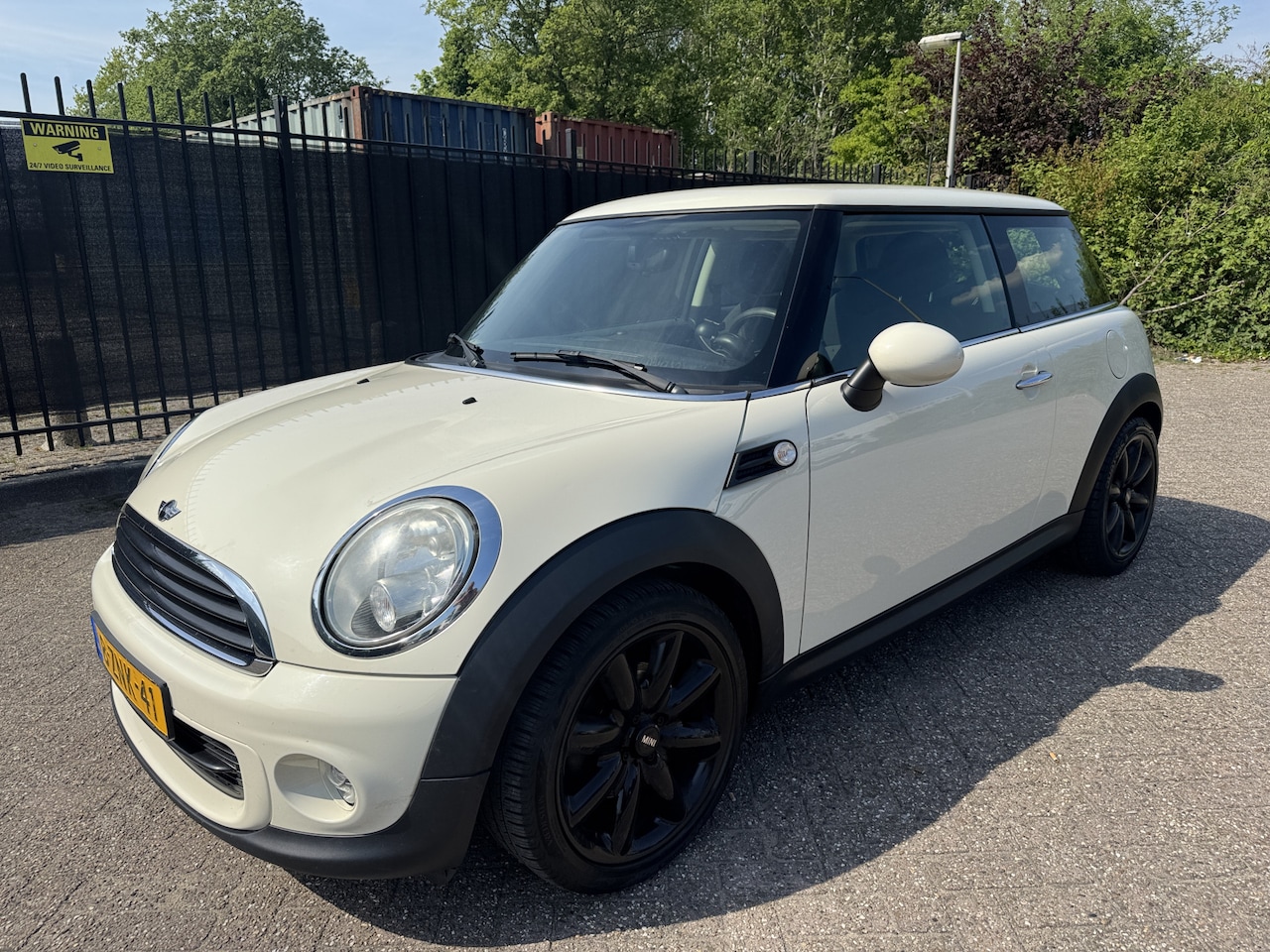 MINI One - Mini 1.6 Business Line Airco/LMV - AutoWereld.nl