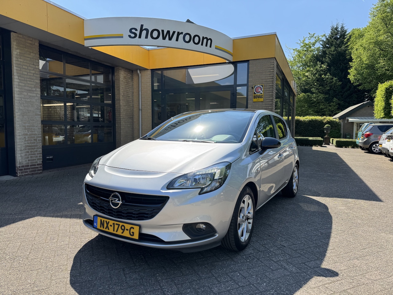 Opel Corsa - 1.4 Color Edition Automaat Climate Control - AutoWereld.nl