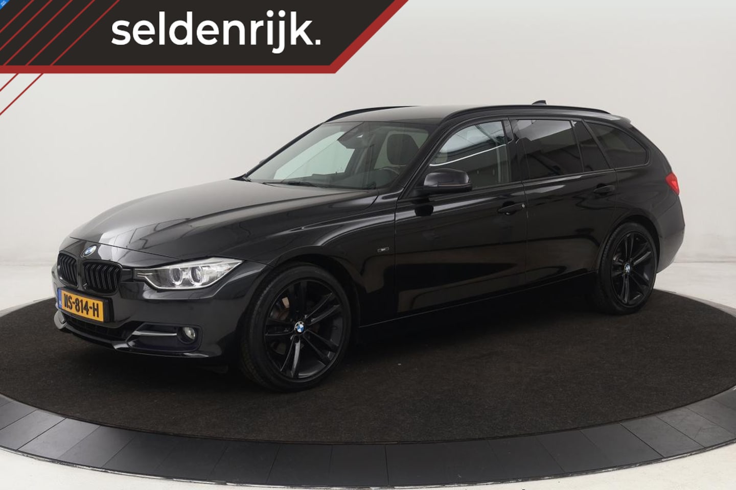 BMW 3-serie Touring - 316i Sport | Stoelverwarming | Head-Up | Sportstoelen | Xenon | Navigatie | Climate contro - AutoWereld.nl
