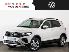 Volkswagen T-Cross - Life Edition 1.0 70 kW / 95 pk TSI SUV 5 versn. Ha Trekhaak | Parkeersensoren | 17 Inch |