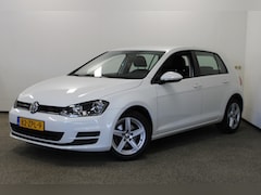 Volkswagen Golf - 1.2 TSI Trendline