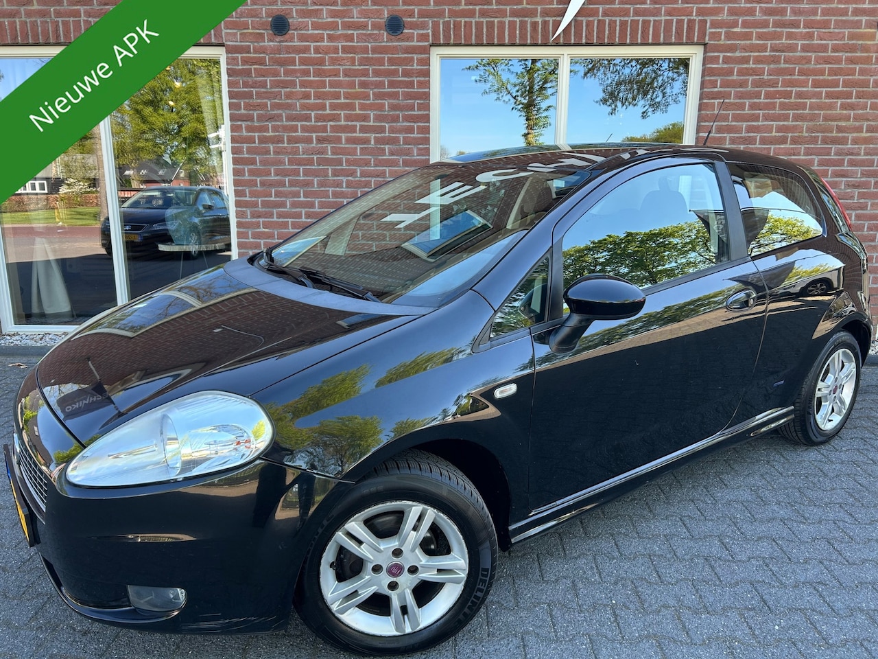 Fiat Grande Punto - 1.2 GP NIEUWE APK / RIJDT GOED - AutoWereld.nl