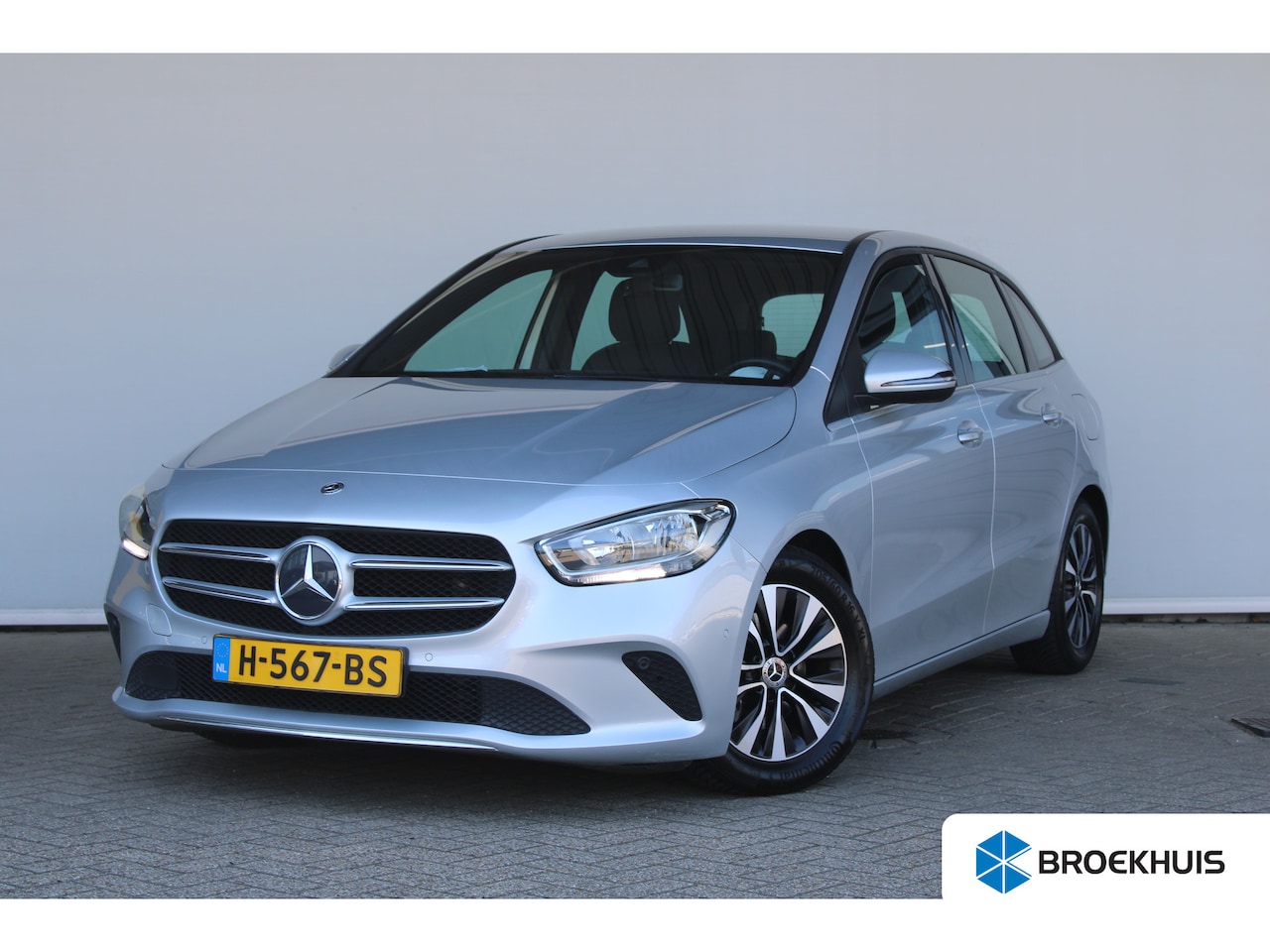 Mercedes-Benz B-klasse - Mercedes-Benz 180 Business Solution | Achteruitrijcamera | Apple Carplay/Android Auto|tele - AutoWereld.nl