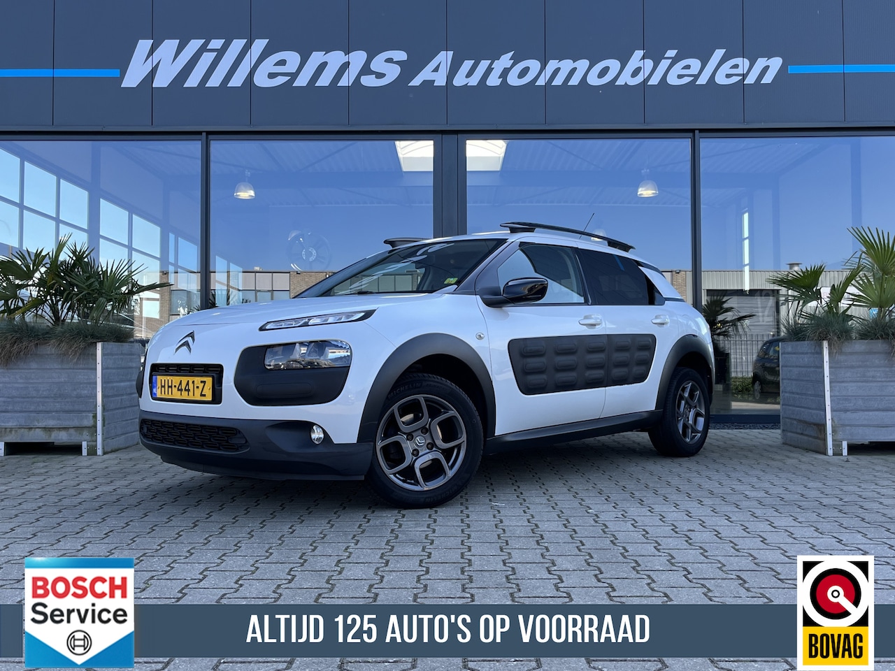 Citroën C4 Cactus - 1.2 PureTech Shine Cruise Control, Camera & App-Connect - AutoWereld.nl