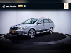 Skoda Octavia Combi - 1.4TSI Dsg Ambition SCHUIFDAK | XENON | NAVI | STOELVERW. | TREKHAAK | CLIMA | CRUISE