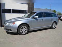 Volvo V70 - 2.0 D4 Limited Edition. Schuifdak, Leder, Navigatie