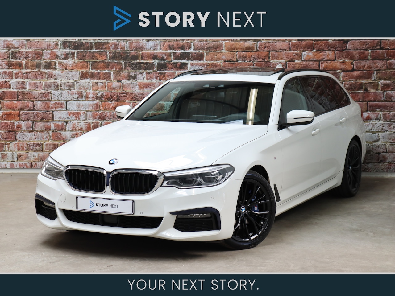 BMW 5-serie Touring - 530i xDrive High Executive M Sport Pakket Automaat / Panoramadak / Active Steering / Head- - AutoWereld.nl
