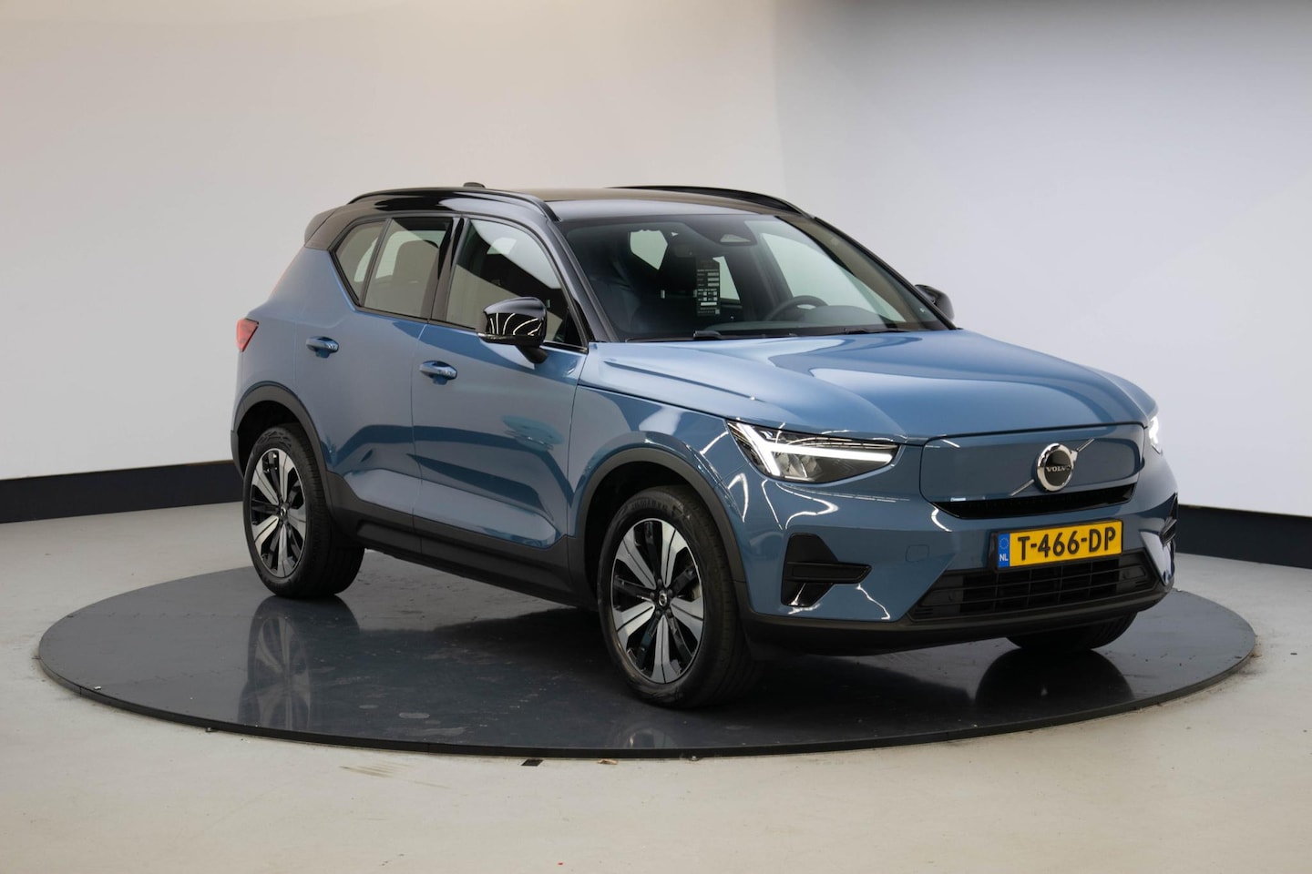 Volvo XC40 - Recharge Core 70 kWh - AutoWereld.nl