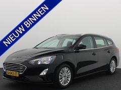 Ford Focus Wagon - 1.0 EcoBoost Titanium Business AUTOMAAT / TREKHAAK / FULL LED / KEYLESS / CARPLAY / NAVI /