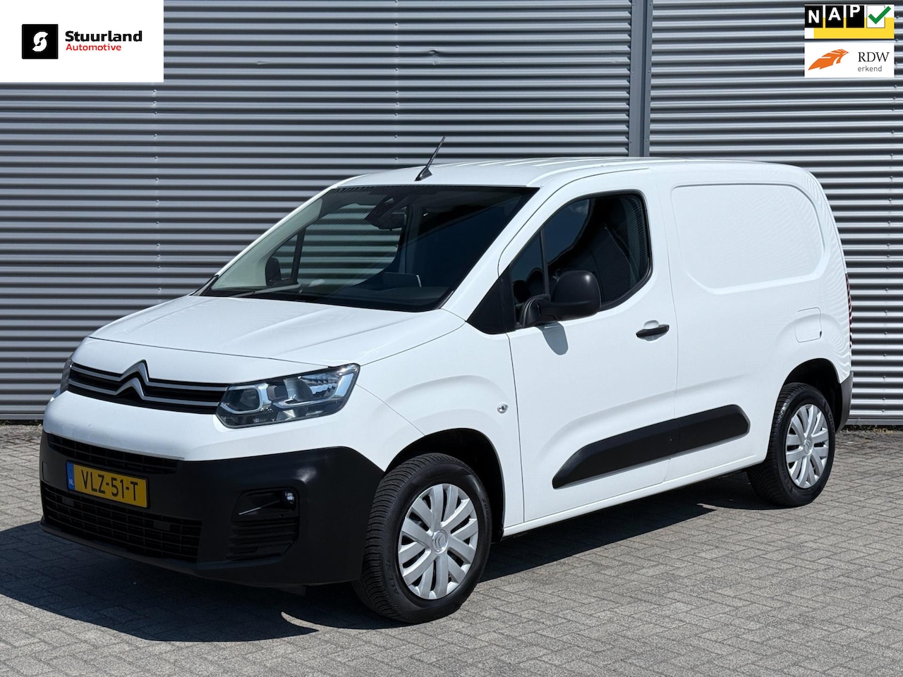 Citroën Berlingo - 1.5 BlueHDi 130 Aut/ Airco/ 3zits/ Apple Carplay/ PDC/ Cruise/ - AutoWereld.nl