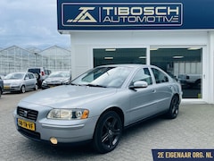 Volvo S60 - 2.4D Automaat Edition II LEDER 17" LM Youngtimer