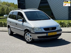 Opel Zafira - 2.2-16V Comfort