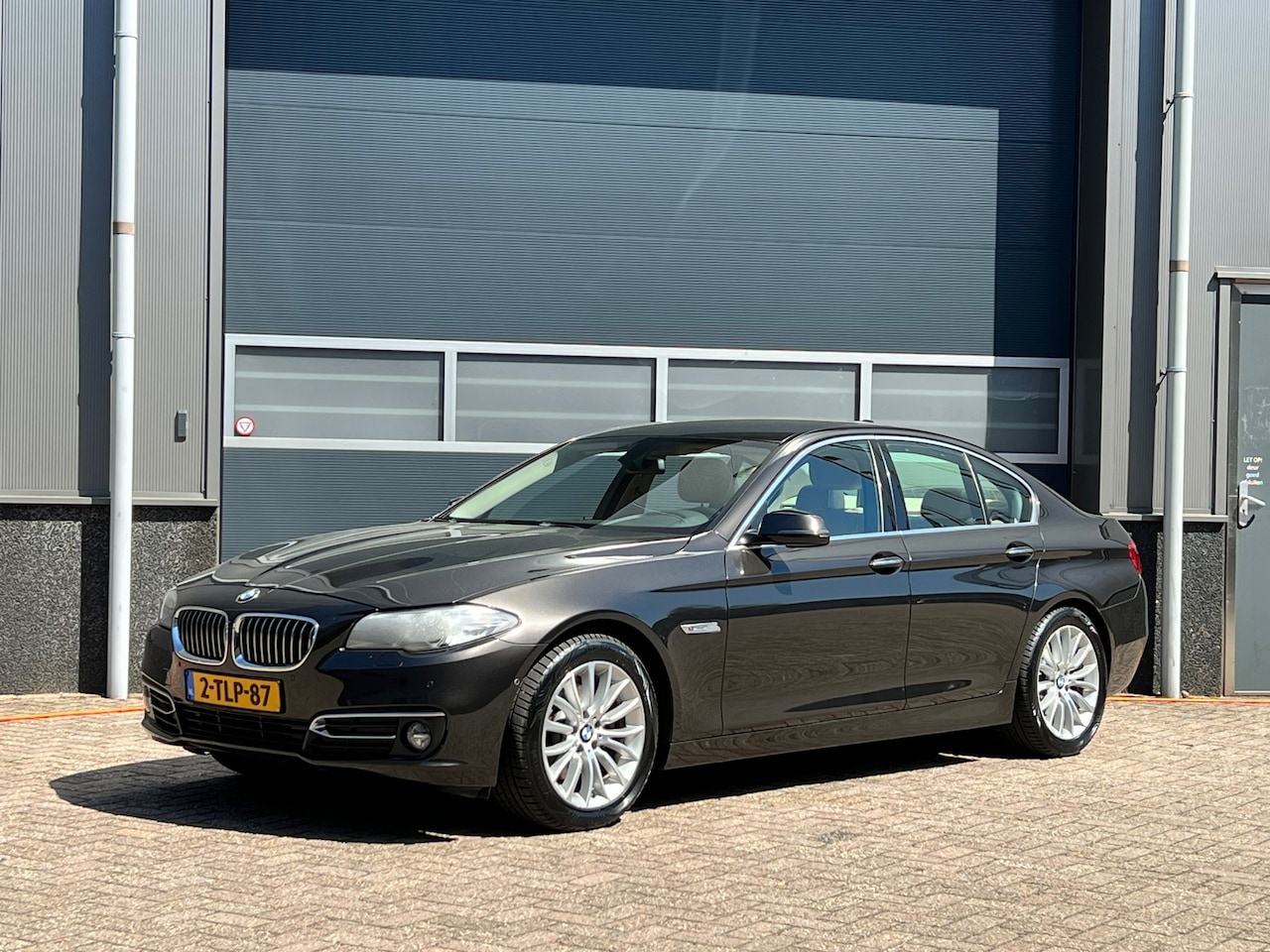 BMW 5-serie - 520i Last Minute Edition bj.2014 Leder|Autom|Xenon|Nap. - AutoWereld.nl
