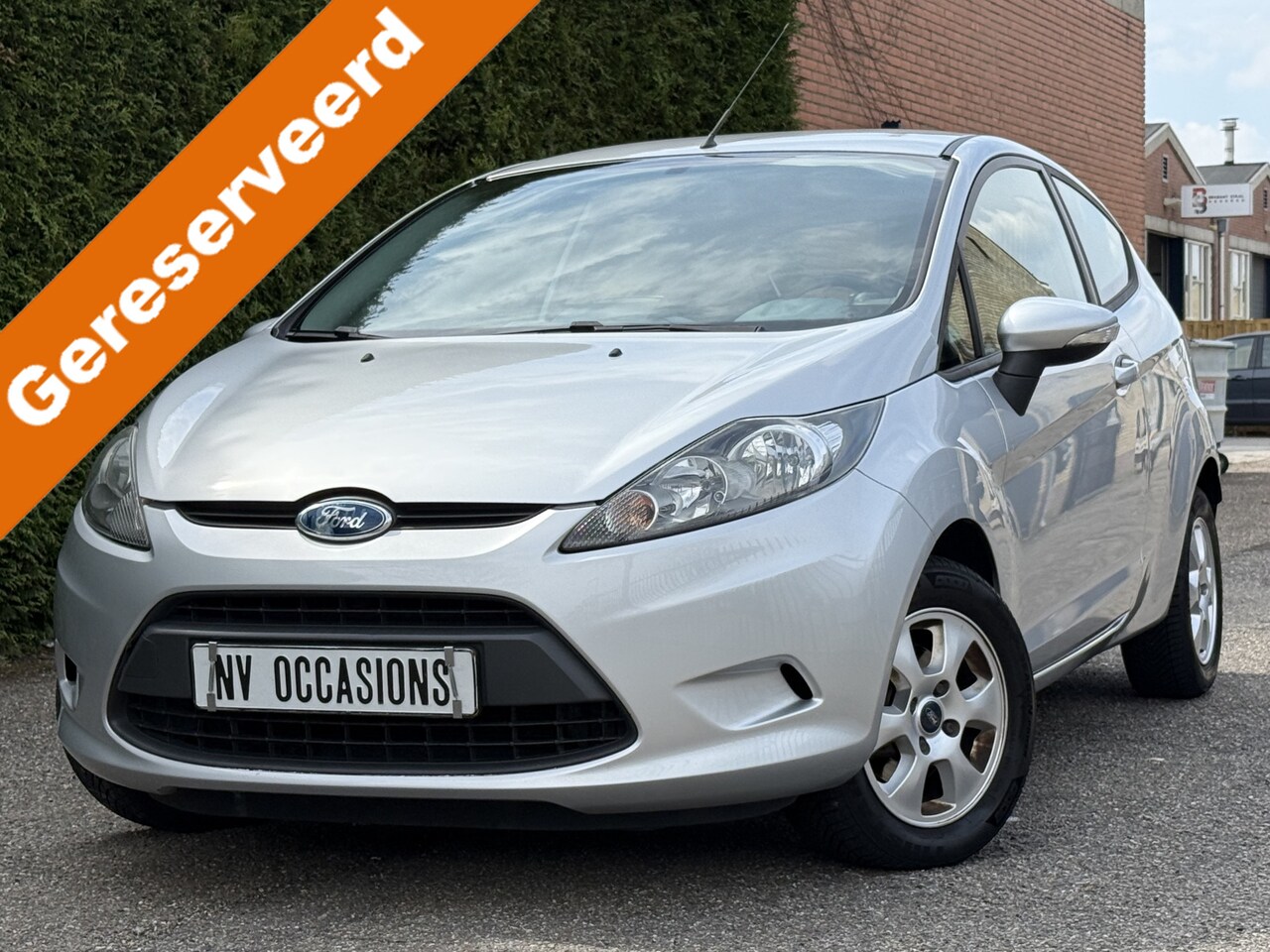 Ford Fiesta - 1.25 Limited AIRCO/APPLE CARPLAY/15"LV/NAP/APK - AutoWereld.nl