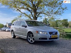 Volvo V70 - 2.0F Summum | Automaat + Leder + Cruise Nu € 8.975,