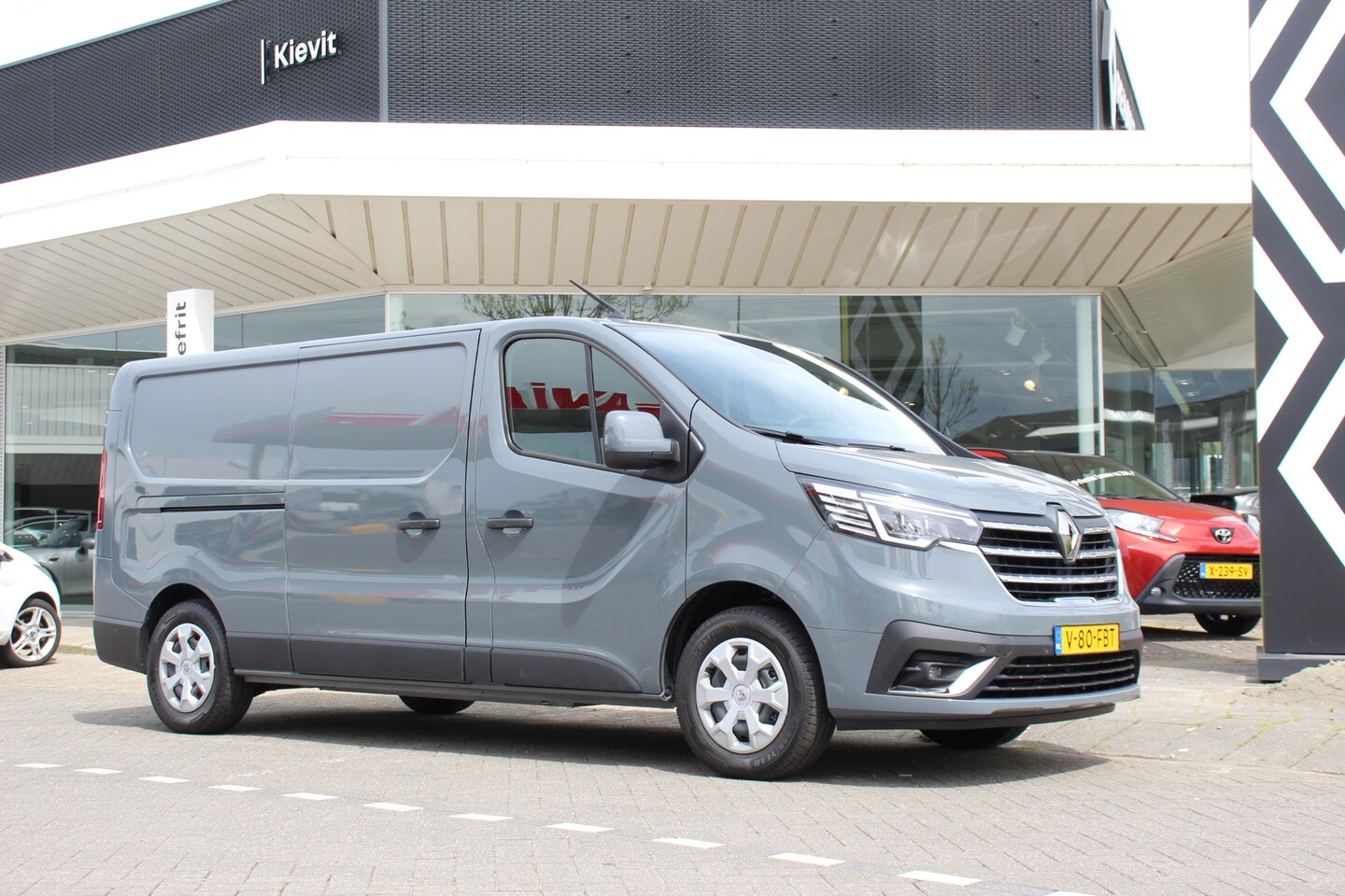 Renault Trafic E-Tech - T29 L2H1 52 kWh - Demo - AutoWereld.nl