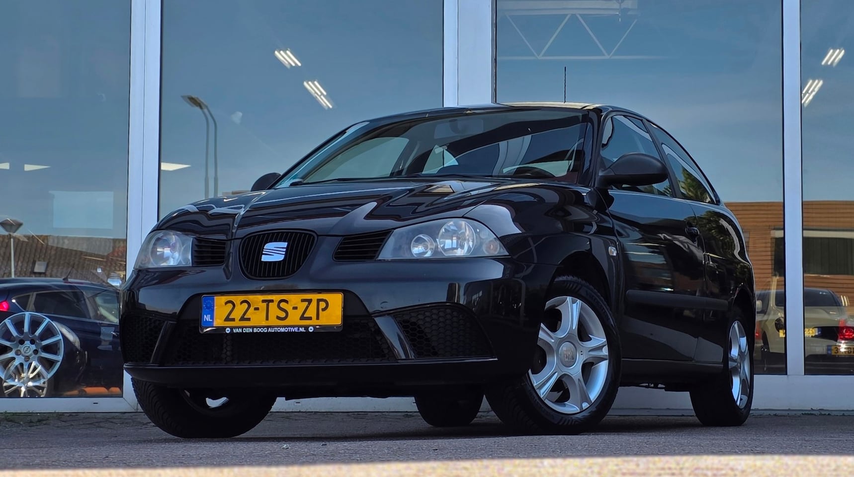 Seat Ibiza - 1.4i 16V Trendstyle Airco 17-01-2026 Garantie - AutoWereld.nl