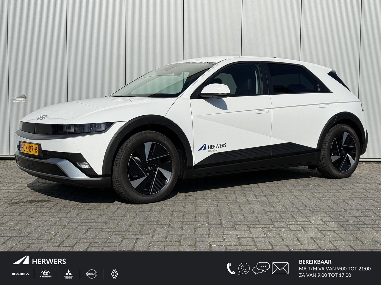 Hyundai IONIQ 5 - Connect+ 84 kWh / Zwart Leder / Stoelverwarming / Achteruitrijcamera / Elek. Bedienbare St - AutoWereld.nl