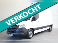 Mercedes-Benz Sprinter - 314 CDI AUTOMAAT L2/H2 NAVI CAMERA MBUX CLIMA CRUISE CONTROL TREEPLANK LEASE V/A €199 P.M.