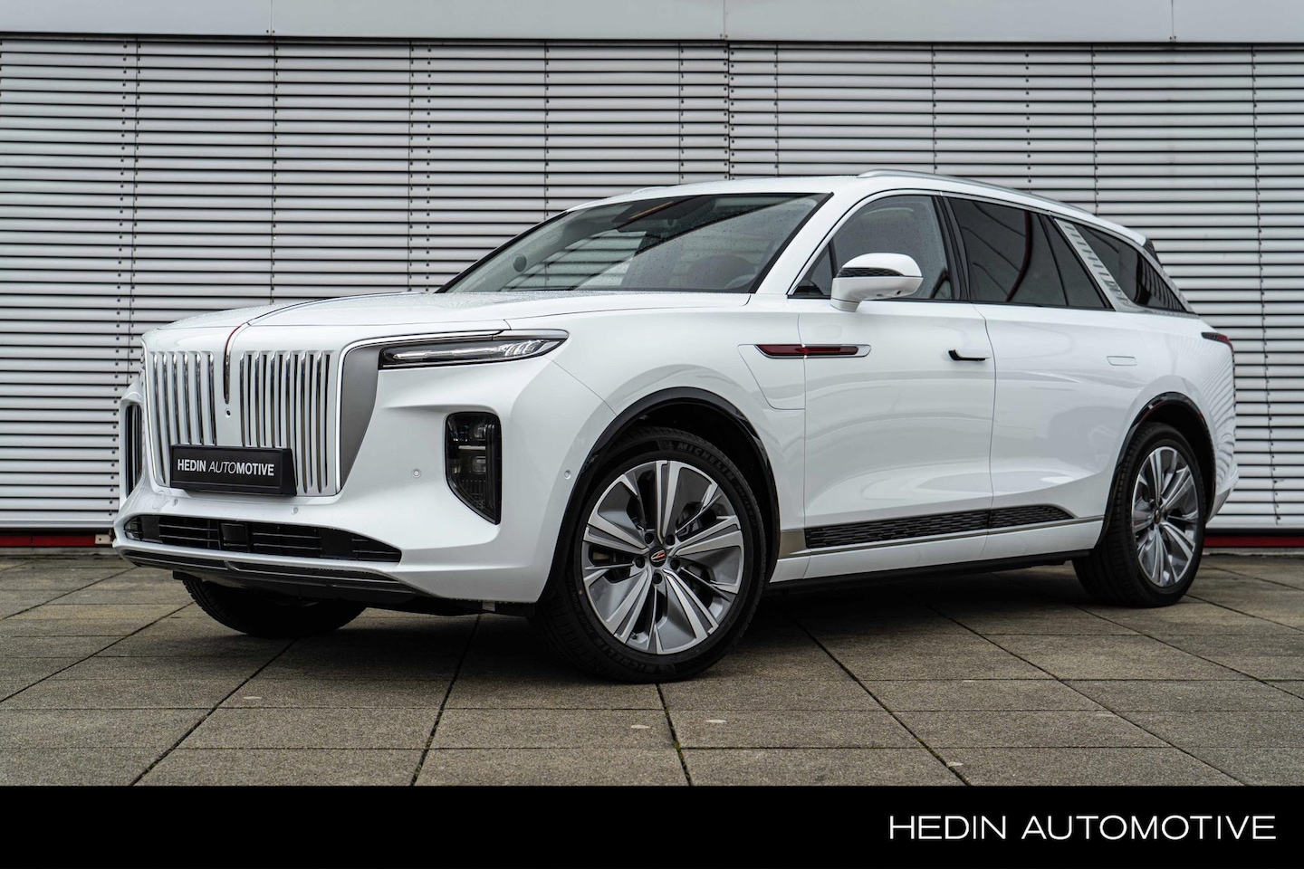 Hongqi E-HS9 - President Limited 99 kWh AWD Hongqi  E-HS9 President Limited 99 kWh AWD | Luchtvering | Pa - AutoWereld.nl