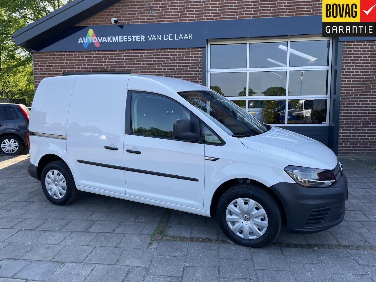 Volkswagen Caddy - Combi 2.0 TDI L1H1 BMT Economy Business 55kw ( Airco, Cruise Control, Parkeersensoren, Blu - AutoWereld.nl