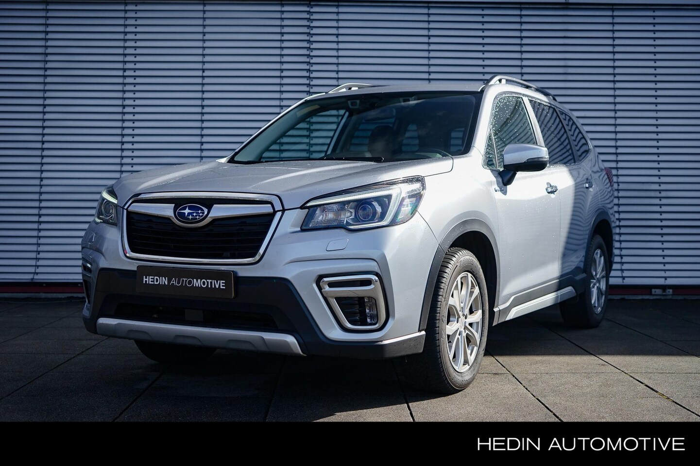 Subaru Forester - 2.0i e-BOXER Premium 4x4 | Automaat | Navigatie | Lederen bekleding - AutoWereld.nl