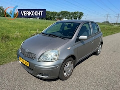 Toyota Yaris - 1.3 VVT-i S-Line