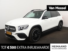 Mercedes-Benz GLB - 200 Premium Plus 7p. | 7-ZITS | AMG-PAKKET | PANORAMADAK | SPORTSTOELEN | APPLE CARPLAY |
