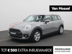 MINI Clubman - 1.5 Cooper Business Edition Achteruitrijcamera | Apple Carplay/Android Auto | Stoelverwarm