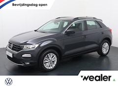 Volkswagen T-Roc - 1.5 TSI Style | 150 PK | Trekhaak | Navigatiesysteem | Adaptive cruise control |