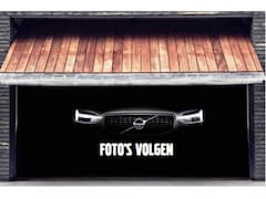 Volvo XC40 - T4 190PK AWD R-Design | Trekhaak | Keyless Entry | Achteruitrijcamera |