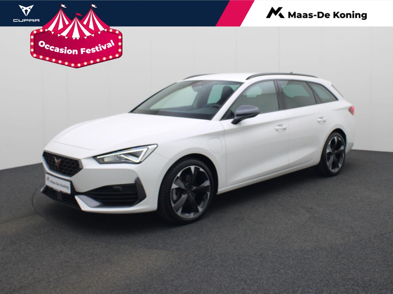 CUPRA Leon Sportstourer - 1.4e-Hybrid 150kW/204PK DSG · Navigatie · Leder/stof · Parkeersensoren - AutoWereld.nl