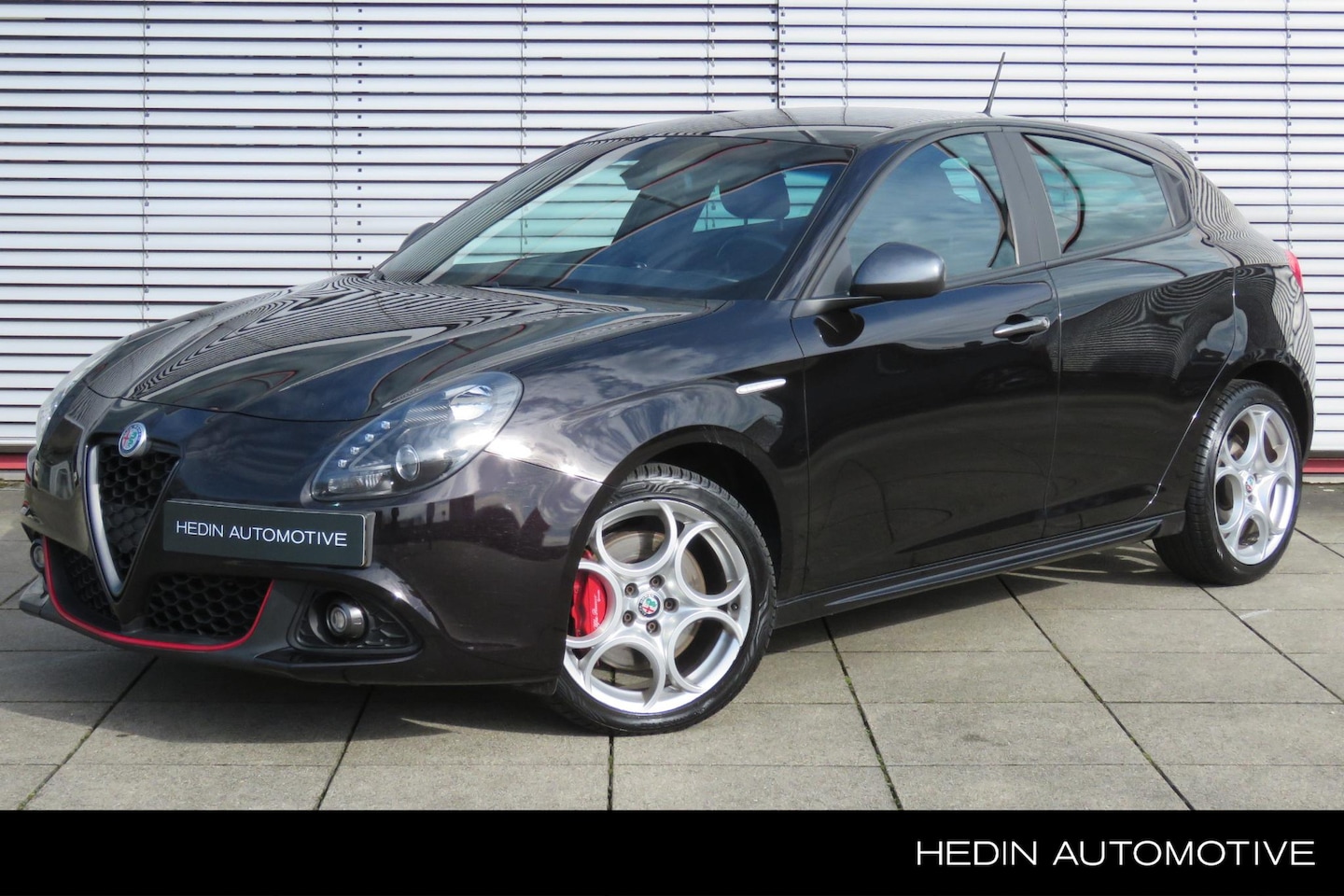 Alfa Romeo Giulietta - 1.4 Turbo MultiAir Super | Automaat | All Season Banden | Navigatie | Automatische Airco | - AutoWereld.nl