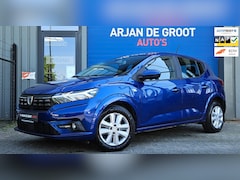 Dacia Sandero - 1.0 67PK 5Drs Airco Cruise Bleutooth Led verlichting