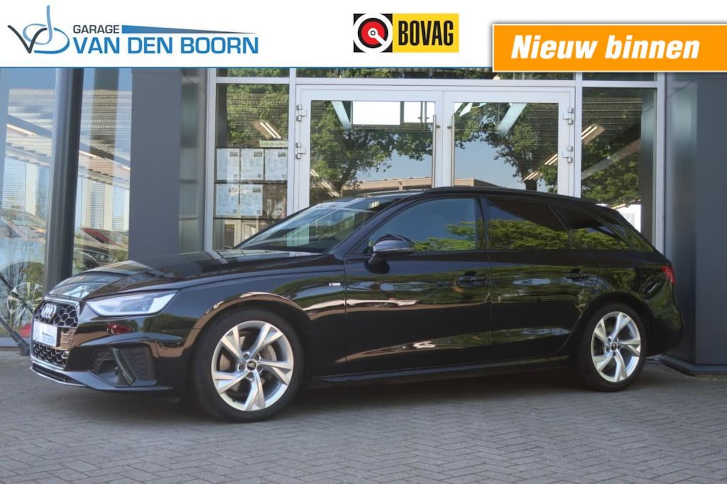 Audi A4 - 40 TFSI 204PK S-LINE, Lederen Bekleding, Massagestoelen, LED, et - AutoWereld.nl