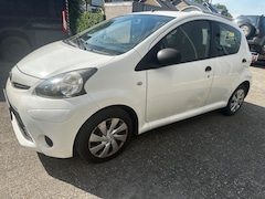 Toyota Aygo - 1.0 VVT-i 5 deurs airco 2012 euro 5 apk9-25