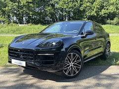 Porsche Cayenne Coupé - 3.0 E-Hybrid 470pk Luchtvering SportDesign Pano 22'' Trekhaak