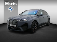 BMW iX - xDrive40 Luchtvering | Trekhaak | Driving Assistant Professional | Harman Kardon | Laserli