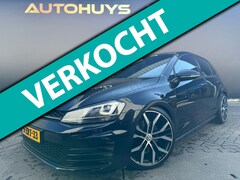 Volkswagen Golf - 2.0 TDI GTD PANO LEER