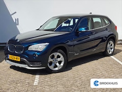 BMW X1 - sDrive20i Executive | Bi-xenon koplampen | Cruise control | Navigatiesysteem full map