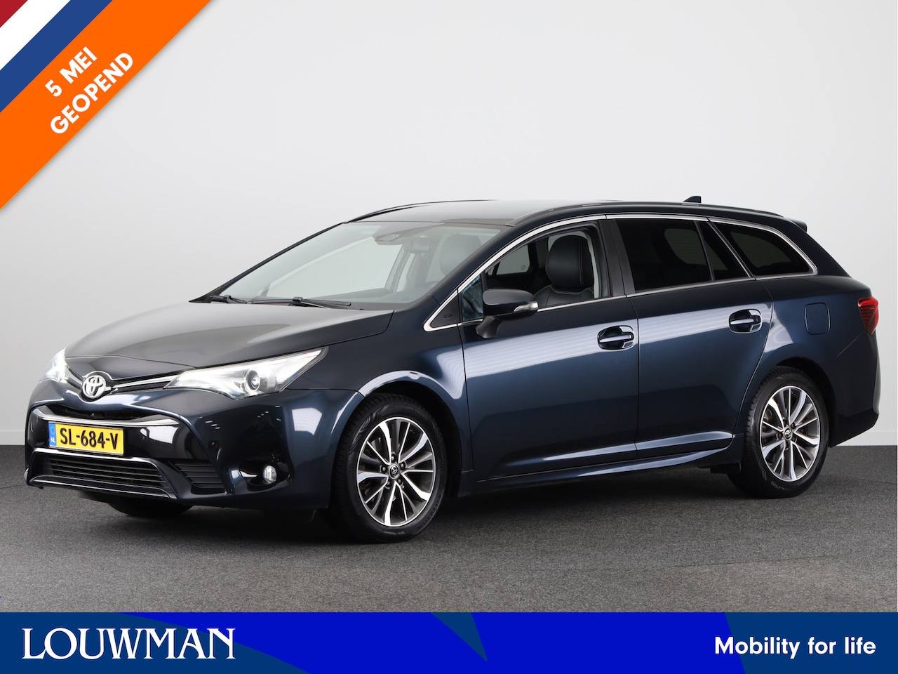 Toyota Avensis Touring Sports - 1.8 VVT-i Executive Limited | Cruise Control | Navigatie | Parkeercamera | Stoelverwarming - AutoWereld.nl