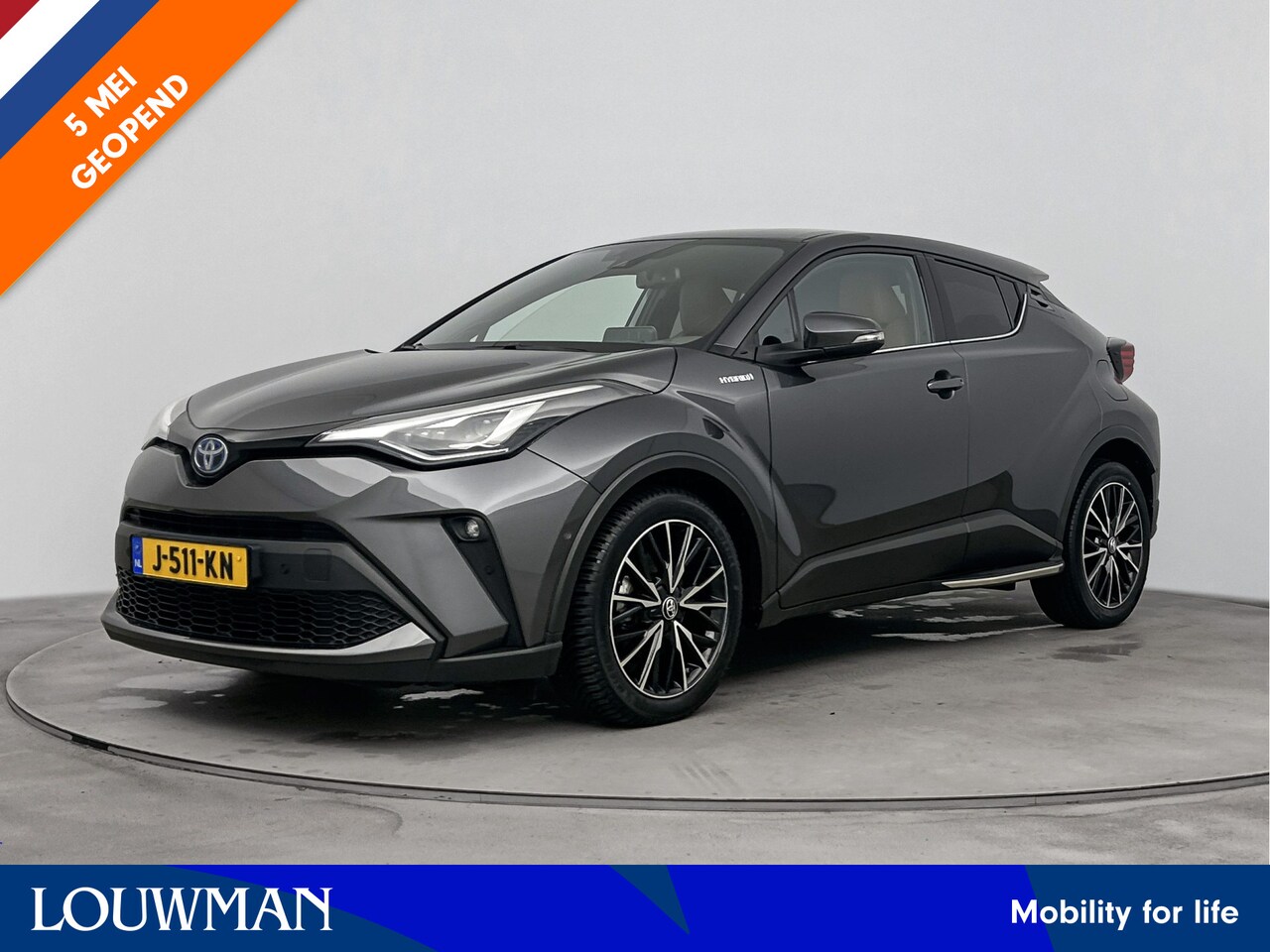 Toyota C-HR - 1.8 Hybrid Executive | Navigatie | Parkeersensoren V+A | Stoelverwarming | Lederen Bekledi - AutoWereld.nl