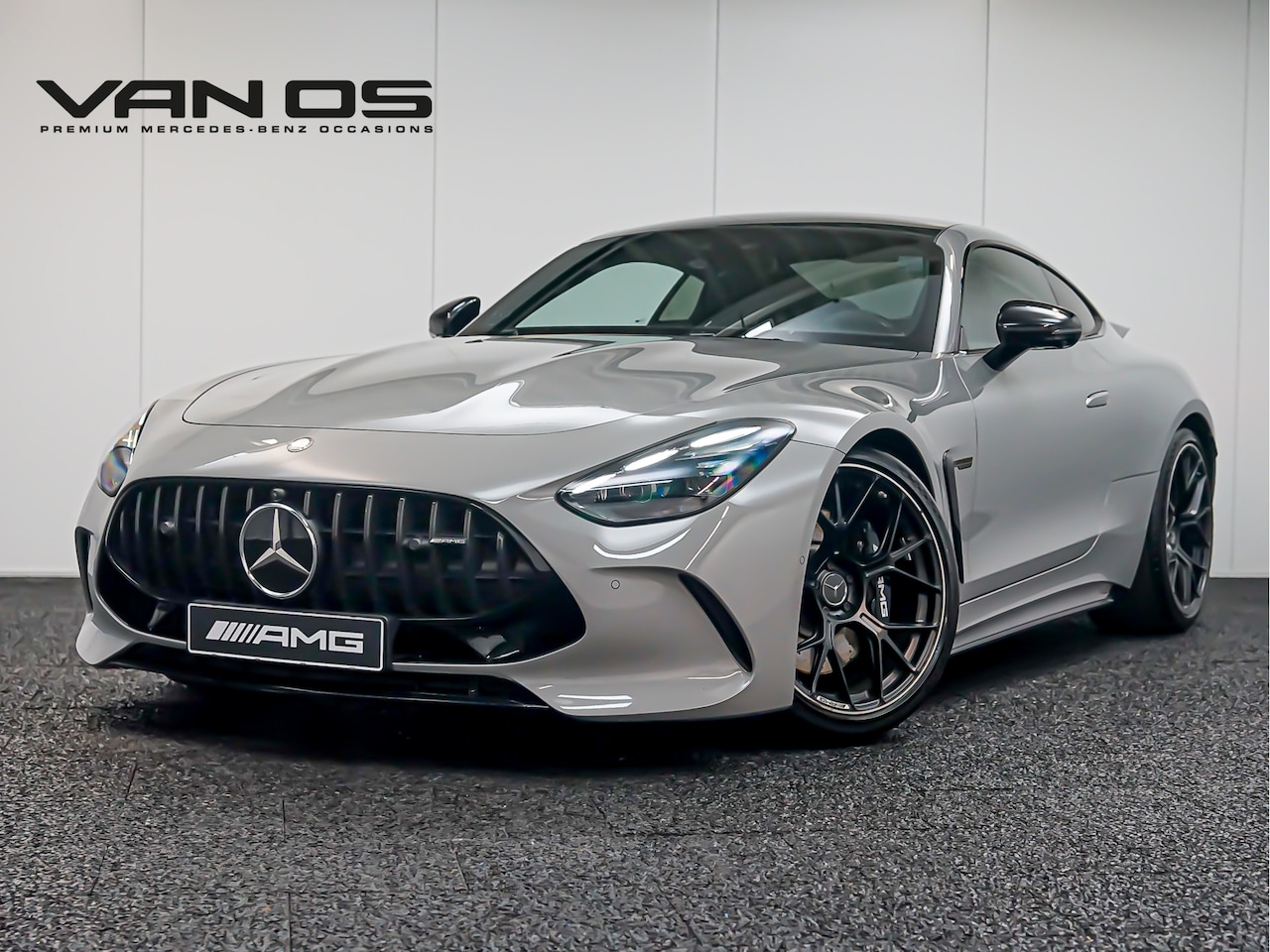 Mercedes-Benz AMG GT - AMG 63 4MATIC+ | Lift | Alpingrijs | Carbon pakket - AutoWereld.nl