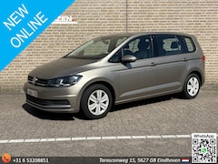 Volkswagen Touran - 1.6 TDI SCR Comfortline Business | € 9.400, - NETTO | Cruise | Climate | Navi | PDC |