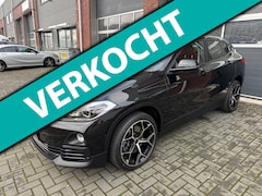 BMW X2 - SDrive20i 192PK High Executive LED Leder Navi Camera