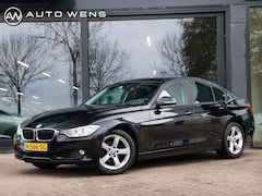 BMW 3-serie - 320i Executive | Trekhaak