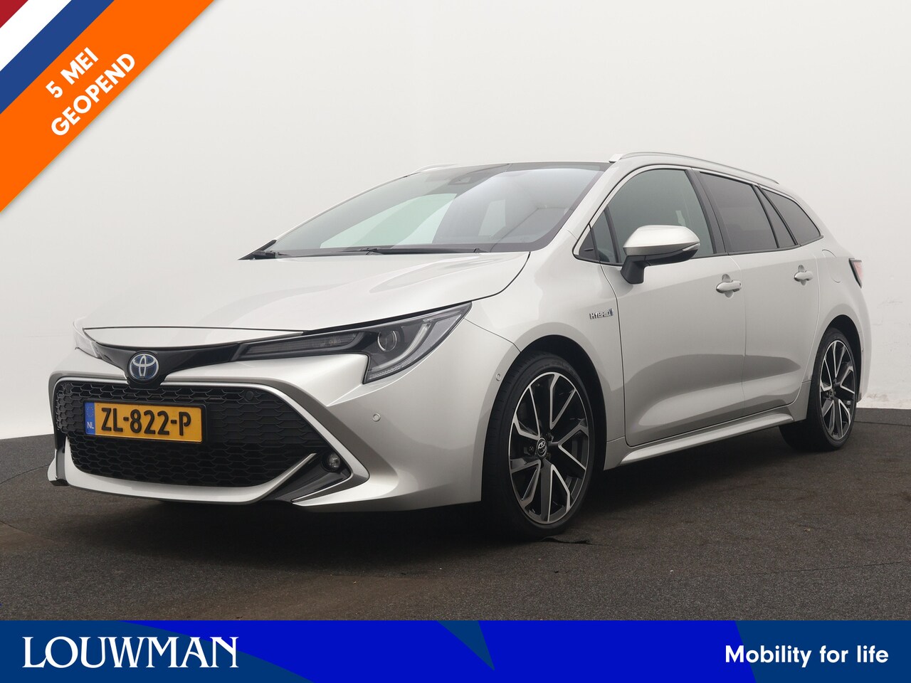 Toyota Corolla Touring Sports - Touring Sports 2.0 Hybrid Executive Automaat | Navigatie | Camera | Cruise Control Adaptie - AutoWereld.nl
